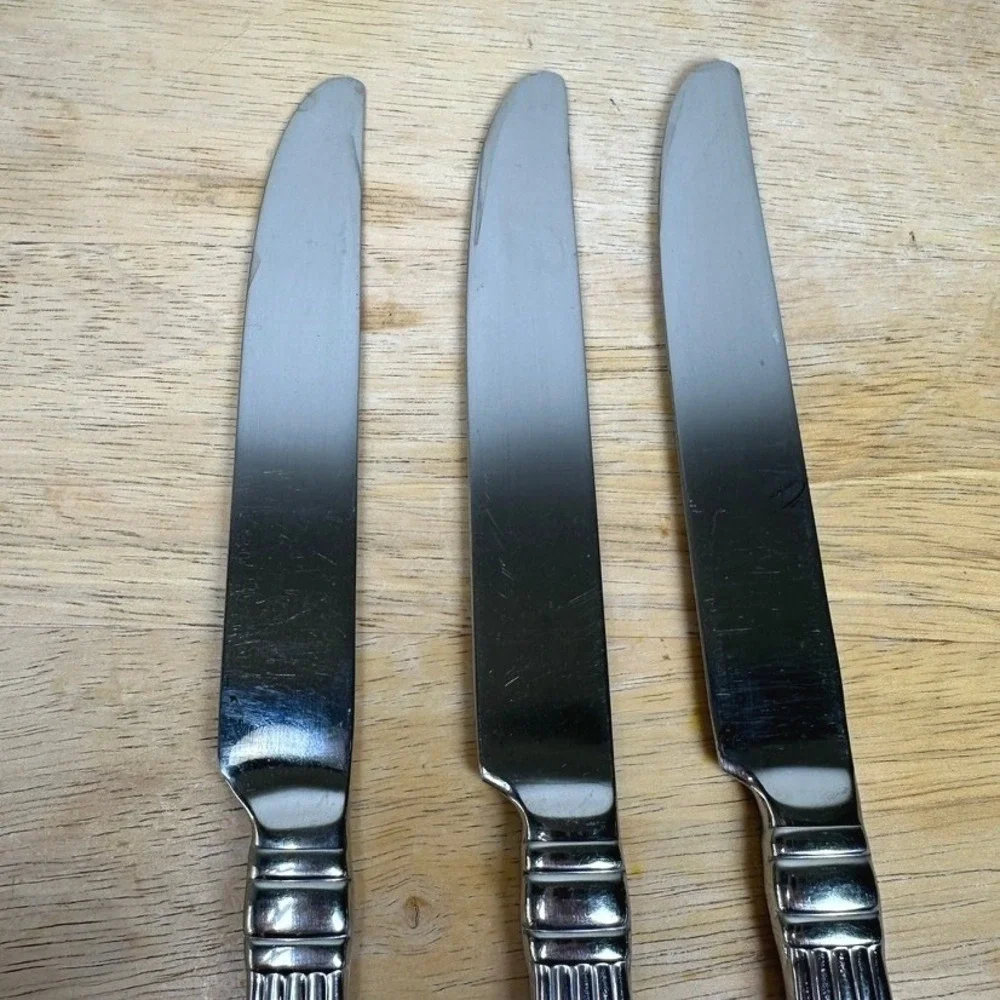 REED & BARTON‎ CRESCENDO II Stainless 18/10 3 Dinner Knives Butter Knives